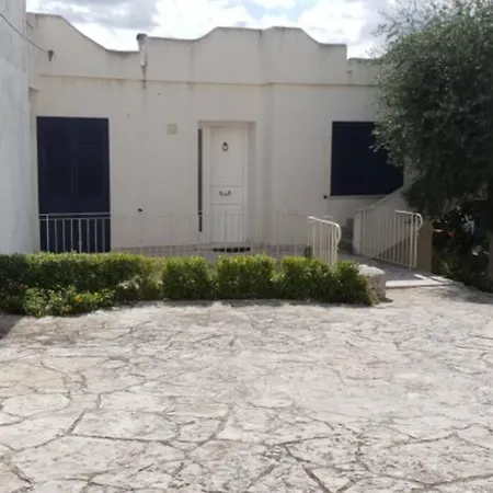 Casa Vacanza Mare Blu Castro (Lombardy)